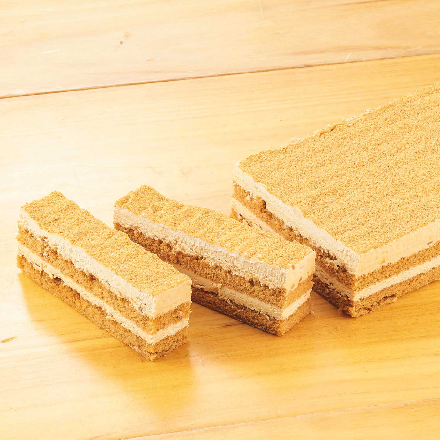 冷凍　黒蜜きな粉ケーキ